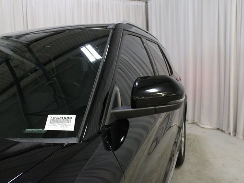 Used 2020 Ford Explorer Limited AWD/4WD image 36