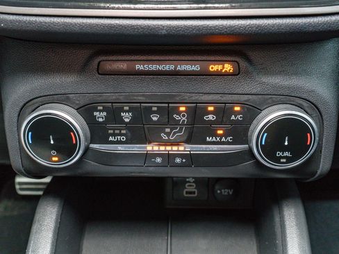 Used 2024 Ford Escape ST-Line image 21