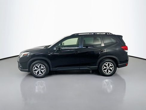 Used 2023 Subaru Forester Premium AWD/4WD image 4