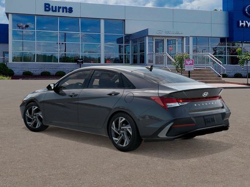New 2026 Hyundai Elantra SEL Sport Premium FWD image 5