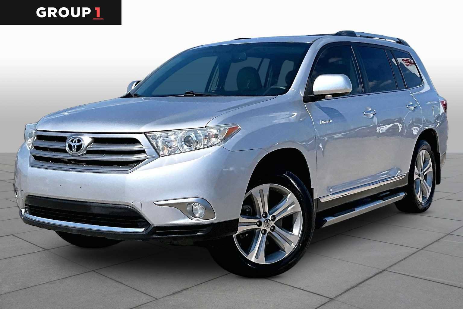 Used 2013 Toyota Highlander Limited FWD image 1