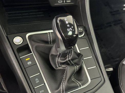 New 2027 Volkswagen Jetta SE FWD image 19