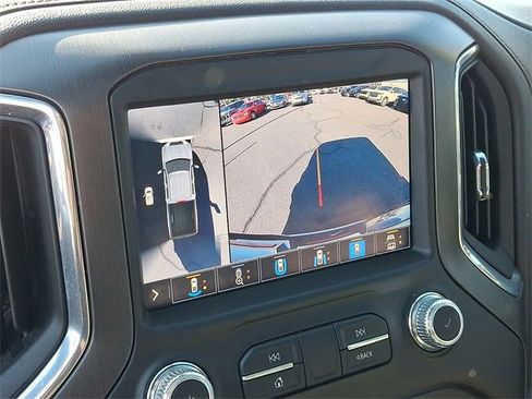 Used 2022 GMC Sierra 2500 AT4 w/ AT4 Premium Plus Package image 15