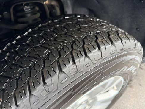 Used 2019 Chevrolet Colorado Z71 image 25