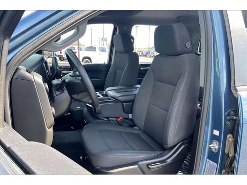 Used 2024 Chevrolet Silverado 2500 Custom AWD/4WD image 26