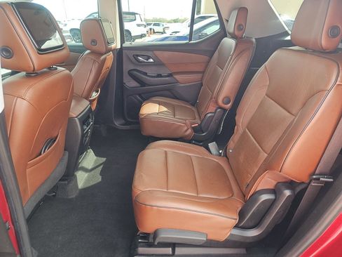 Used 2018 Chevrolet Traverse High Country w/ LPO, Cargo Package image 11