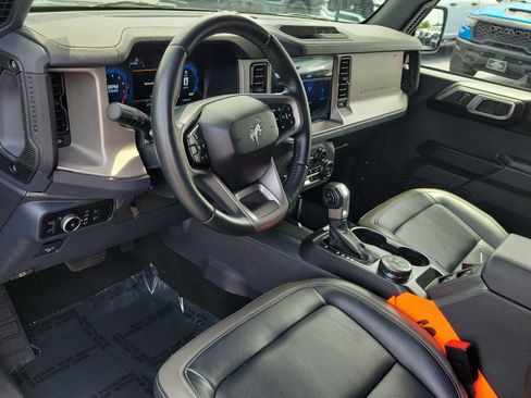 Used 2025 Ford Bronco Outer Banks AWD/4WD image 20