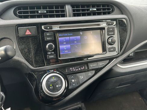 Used 2015 Toyota Prius C Two FWD image 14