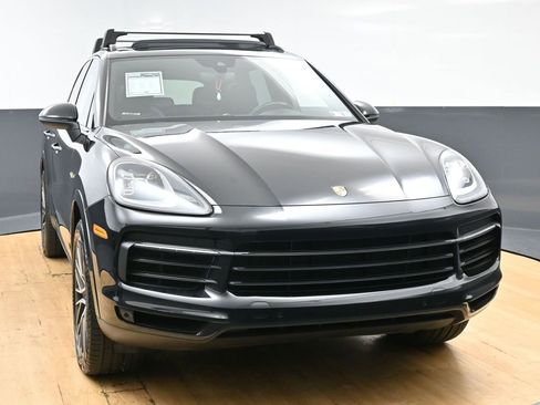 Used 2019 Porsche Cayenne E-Hybrid AWD/4WD image 3