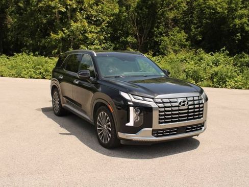 Used 2024 Hyundai Palisade Calligraphy AWD/4WD image 2