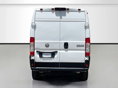 Used 2025 RAM ProMaster 2500 w/ Convenience Group FWD image 6