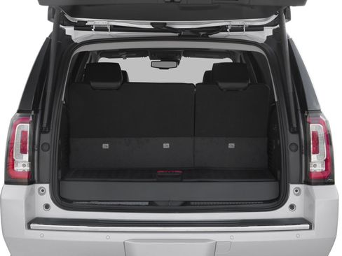 Used 2017 GMC Yukon Denali w/ Open Road Package image 12
