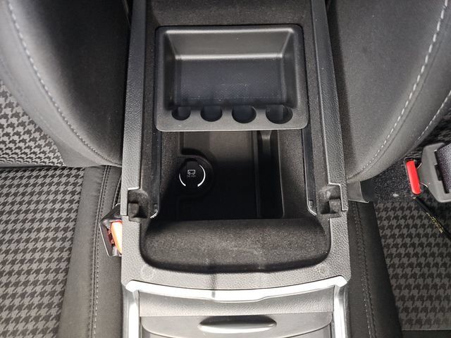Used 2019 Dodge Charger Scat Pack w/ Navigation & Travel Group RWD image 24