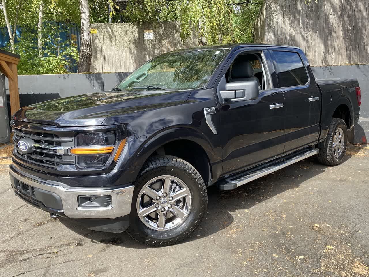 Used 2025 Ford F150 XLT w/ Equipment Group 301A Standard AWD/4WD image 1