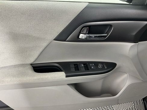 Used 2013 Honda Accord LX image 7