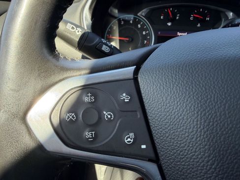 Used 2021 Chevrolet Traverse LT AWD/4WD image 16