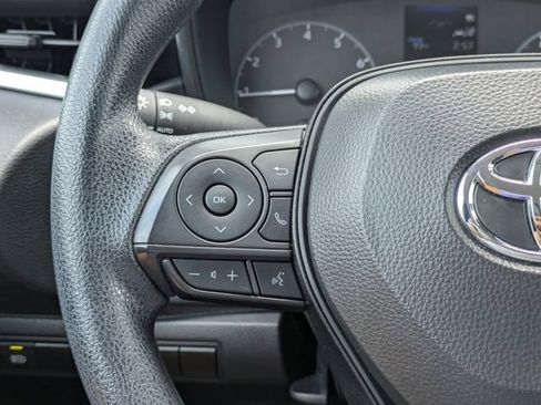 Used 2024 Toyota Corolla LE FWD image 28