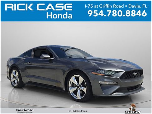 Used 2018 Ford Mustang Coupe w/ Equipment Group 101A RWD image 1