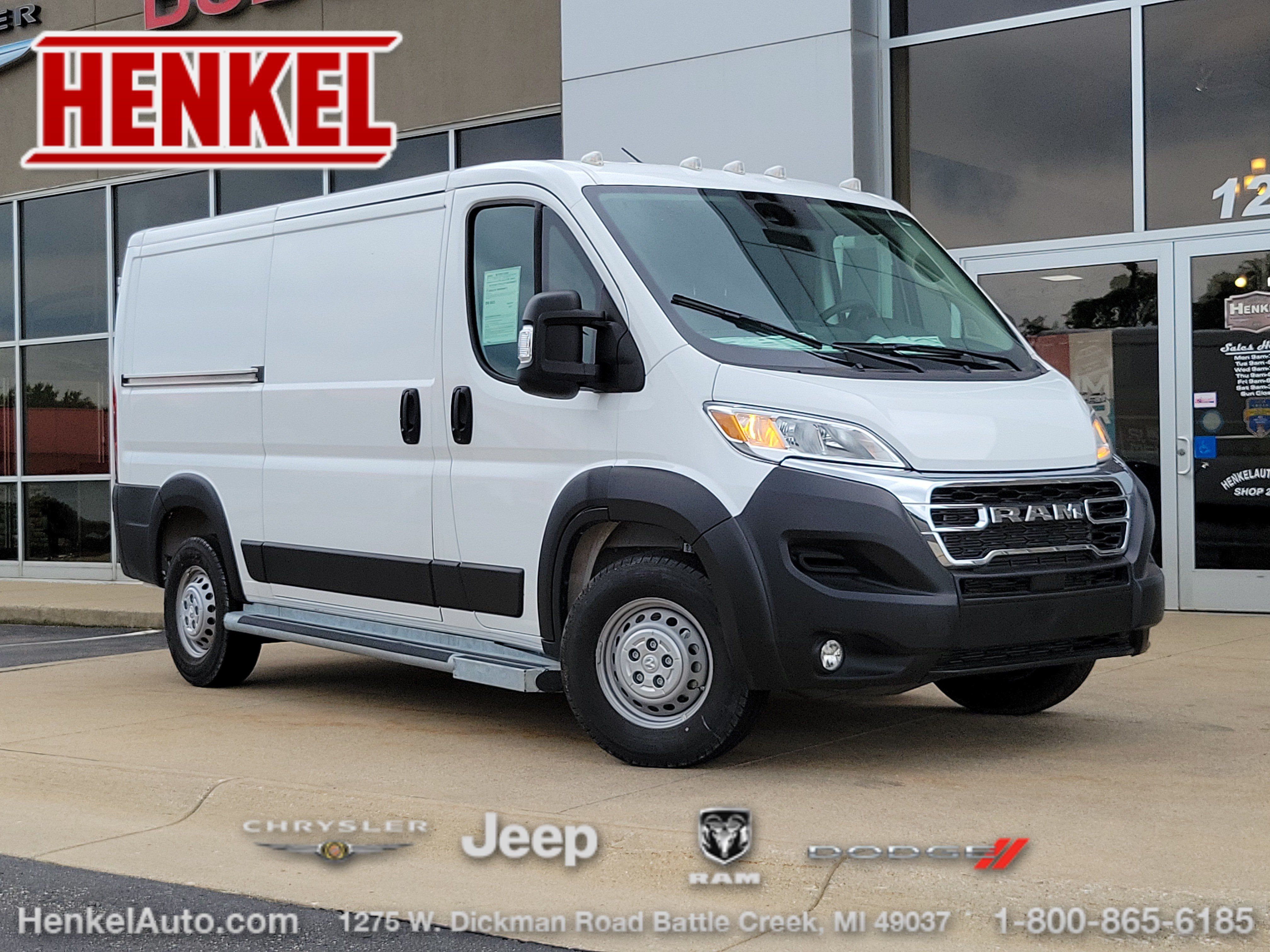 Used 2025 RAM ProMaster 2500 w/ U-Haul Equipment Group FWD image 1