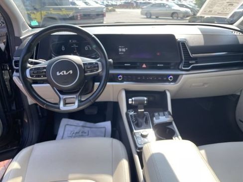 Used 2023 Kia Sportage EX FWD image 19