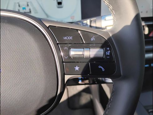 New 2025 Hyundai Ioniq 6 SEL image 25