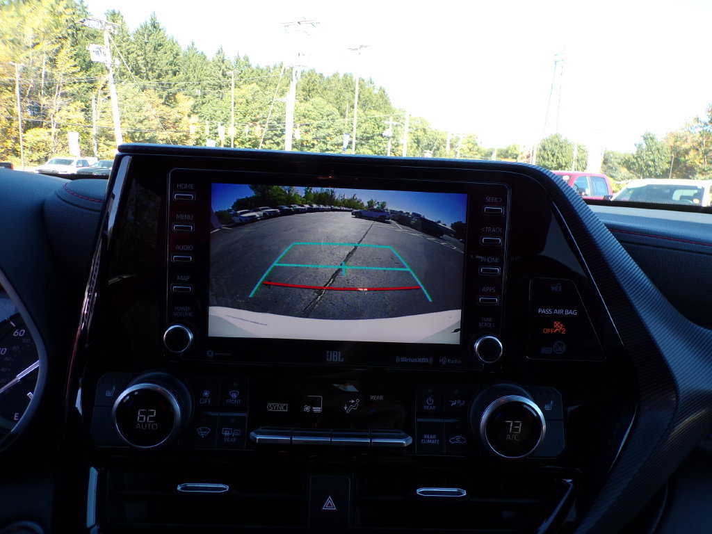 Used 2021 Toyota Highlander XSE AWD/4WD image 22