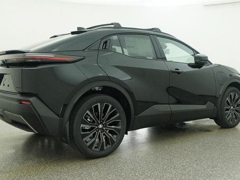 New 2026 Toyota C-HR AWD/4WD image 23