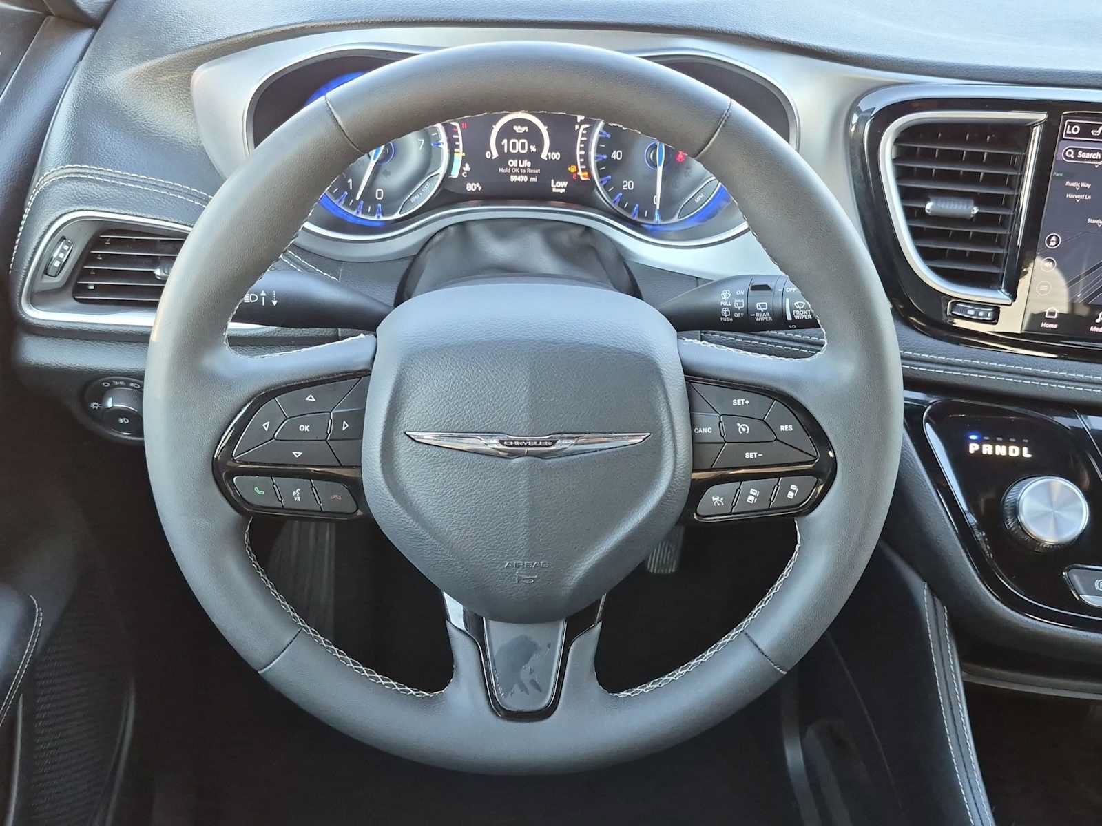Used 2025 Chrysler Pacifica Limited FWD image 24