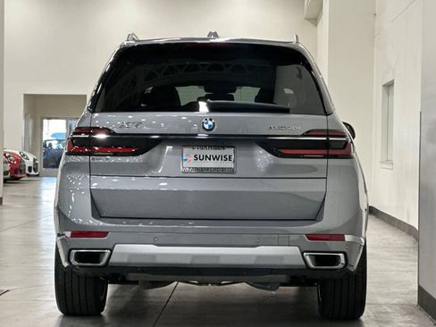 Used 2026 BMW X7 xDrive40i AWD/4WD image 5