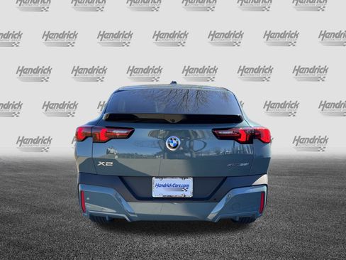 Used 2024 BMW X2 xDrive28i w/ Technology Package image 8