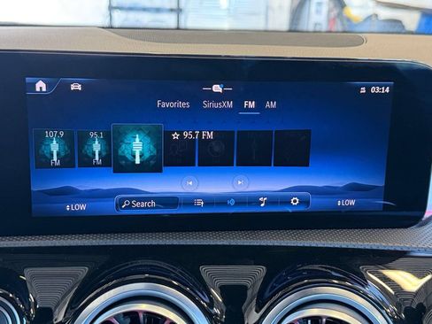 Used 2025 Mercedes-Benz CLA 250 image 20