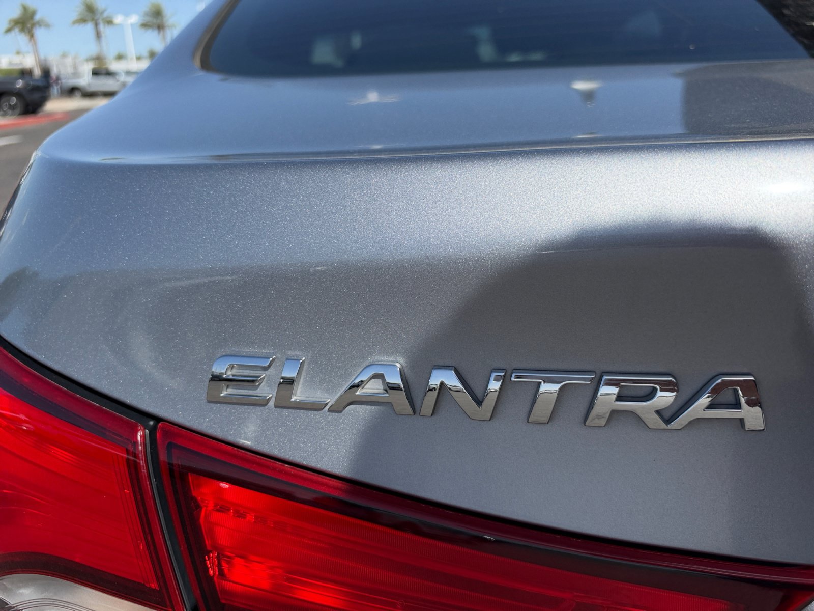 Used 2015 Hyundai Elantra SE w/ Option Group 02 FWD image 24