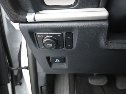 Used 2025 Ford Expedition Max Active AWD/4WD image 24