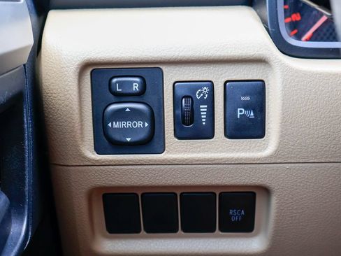 Used 2011 Toyota 4Runner SR5 RWD image 14