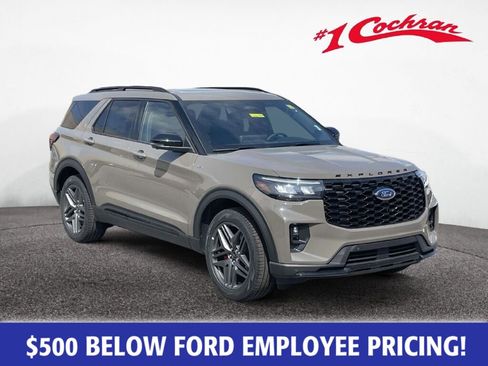 New 2026 Ford Explorer ST-Line w/ ST-Line Street Pack AWD/4WD image 1