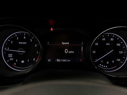 Used 2021 Buick Encore GX Preferred w/ Sport Touring Package FWD image 20