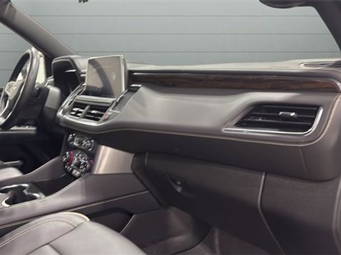 Used 2024 Chevrolet Tahoe Premier w/ Advanced Technology Package image 40