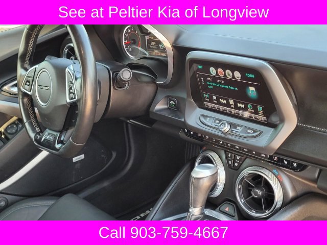 Used 2017 Chevrolet Camaro LT RWD image 11