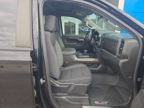 Certified 2023 Chevrolet Silverado 1500 LT AWD/4WD image 15