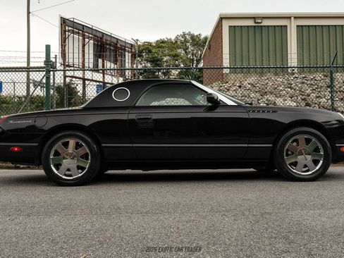 Used 2003 Ford Thunderbird RWD image 18