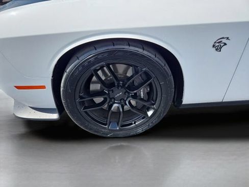 Used 2019 Dodge Challenger SRT Hellcat Redeye RWD image 36