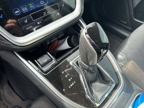 Used 2023 Subaru Outback Limited AWD/4WD image 5