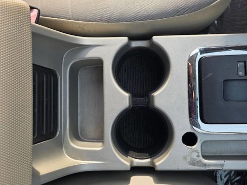 Used 2011 Ford Escape XLT image 27