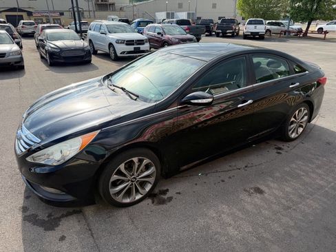 Used 2014 Hyundai Sonata SE w/ Premium Package 04 FWD image 12