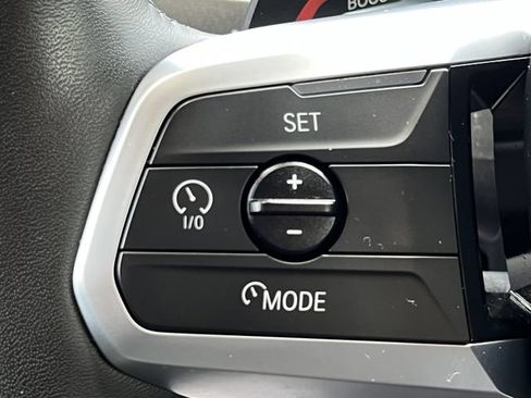Used 2025 BMW X2 xDrive28i w/ Technology Package AWD/4WD image 23