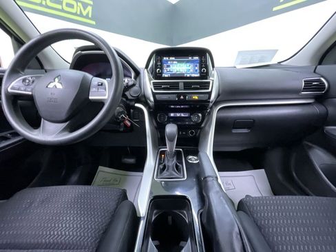 Used 2019 Mitsubishi Eclipse Cross ES image 17