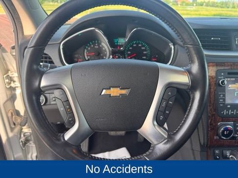 Used 2013 Chevrolet Traverse LTZ AWD/4WD image 11