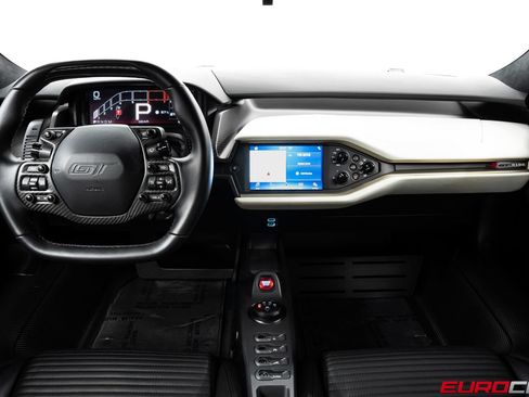 Used 2019 Ford GT RWD image 37