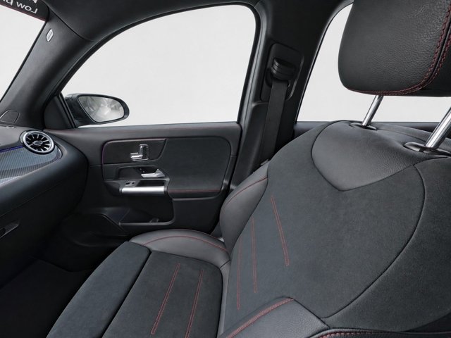 Used 2023 Mercedes-Benz GLA 250 image 26
