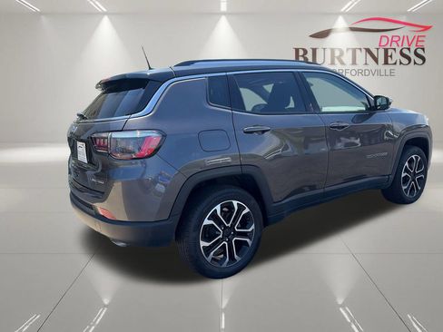 Used 2022 Jeep Compass Limited AWD/4WD image 8